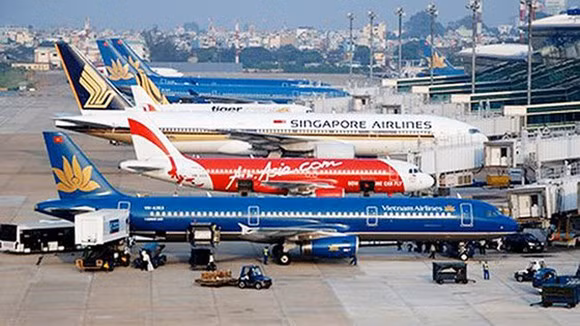越南各家航空公司加强新冠肺炎疫情管控 ảnh 1