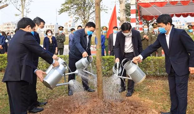 全国各省纷纷响应2021年春季植树节活动 ảnh 3
