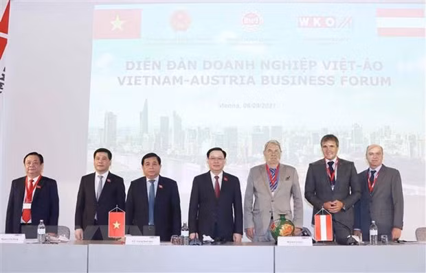 欧洲媒体高度评价越南国会主席的访问之旅 ảnh 1