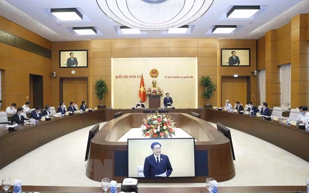 国会主席王廷惠：宁顺省需大力推动能源工业和加工制造业发展 ảnh 2