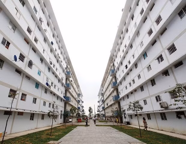 越南力争到2030年为低收入者和工业园区工人建设至少100万间社会保障性住房 ảnh 2
