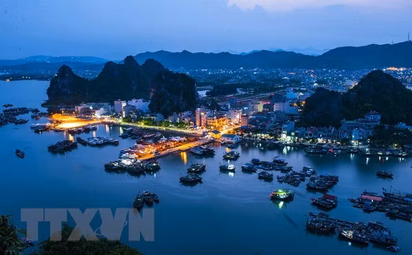 广宁省全力实现第四季度游客接待量达300万人次的目标 ảnh 2