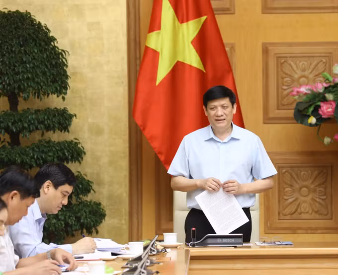 武德澹副总理：严厉惩处不按防疫规定进行健康申报和接受隔离的行为 ảnh 2
