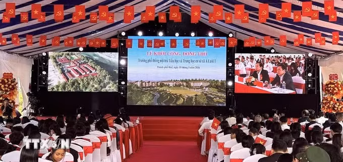 le-khoi-cong-3-truong-pho-thong-noi-tru-lien-cap-tai-hue-1.jpg