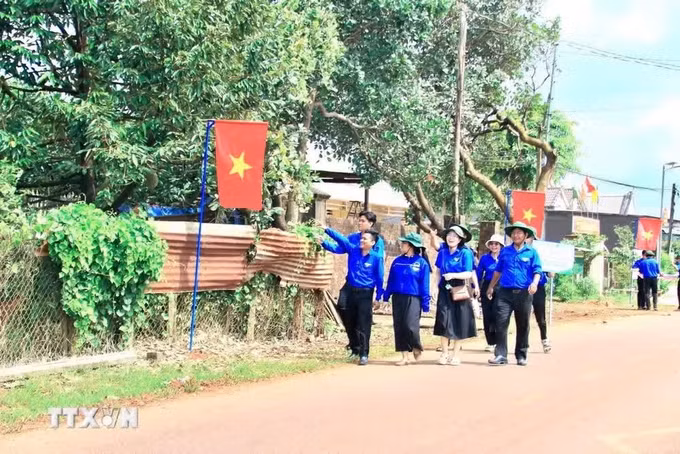 thanh-nien.jpg
