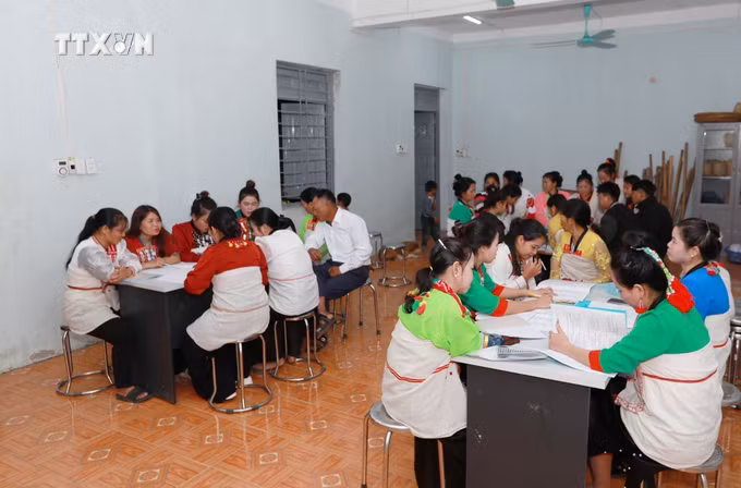 vna-potal-giu-lua-van-hoa-dan-toc-mang-o-bien-gioi-lai-chau-8486782.jpg