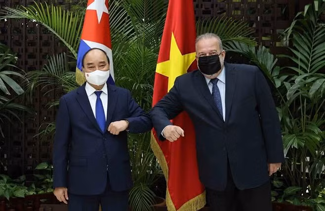 越南国家主席阮春福会见古巴总理 ảnh 1