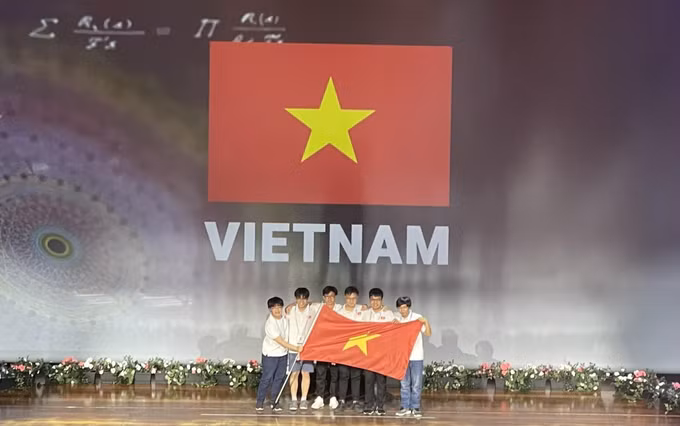 2022年国际数学奥林匹克竞赛：越南在 104 个国家和地区中排名第 4 ảnh 1