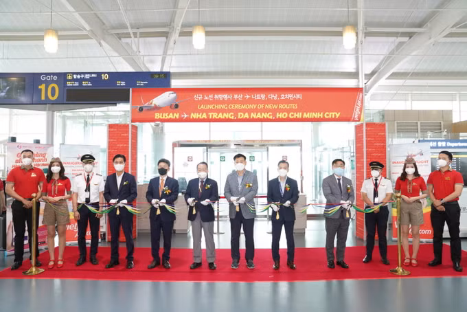 越捷航空开通胡志明市至韩国釜山新航线 ảnh 1
