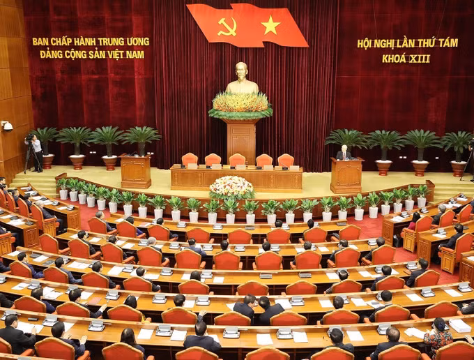越南共产党第十三届中央委员会第八次全体会议：继续发挥全民族大团结的传统 ảnh 2