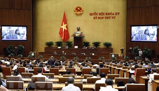 越南第十五届国会第四次会议：讨论有关颁布国会会议条例（修正案）的决议草案 ảnh 1