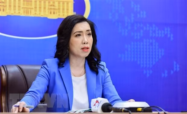 外交部发言人：中国共产党和中国人民100年来取得了令人印象深刻的巨大成就 ảnh 1
