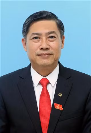面向越共十三大：阮友东同志再次当选2020-2025年任期山罗省省委书记 ảnh 2
