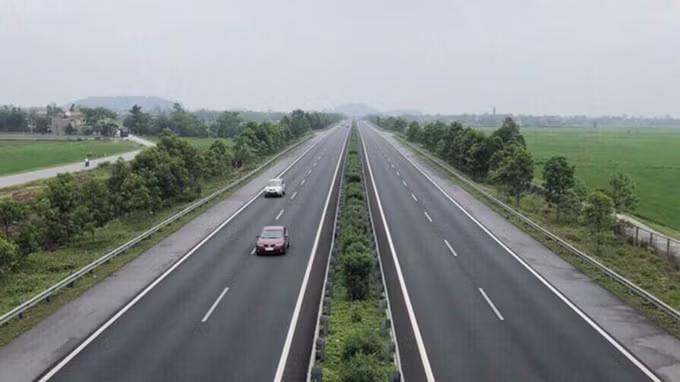 150多个承包商申请参加三个北南高速公路公共投资项目 ảnh 1