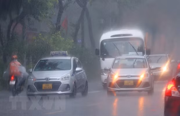 8月25日夜间至27日北部地区和清化省有大雨和雷阵雨 ảnh 1