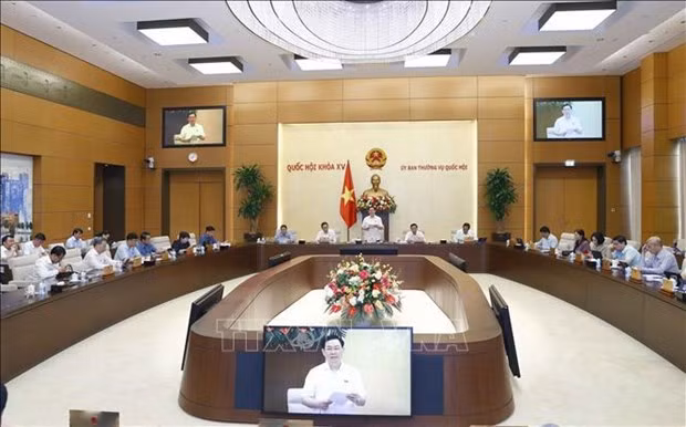 越南国会常务委员会立法工作专题会议开幕 ảnh 2