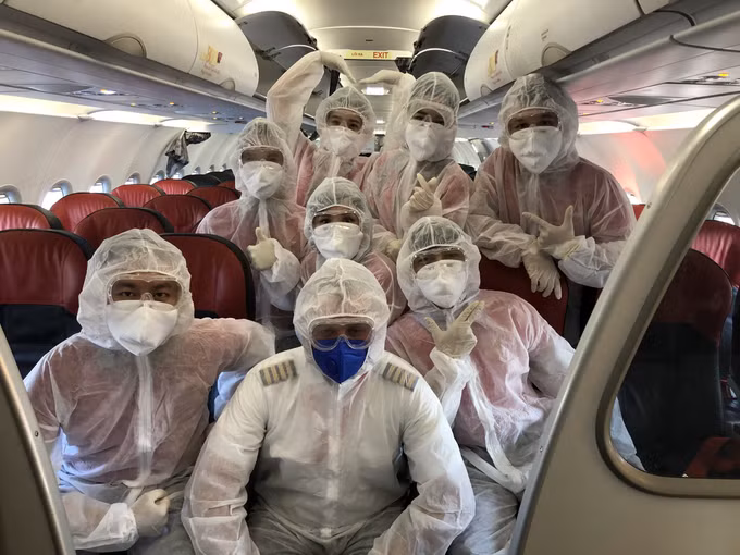 越捷航空将越南公民运送回国之旅 ảnh 3