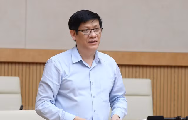 越南卫生部代部长：采取强有力措施​ 有效防控疫情 ảnh 2