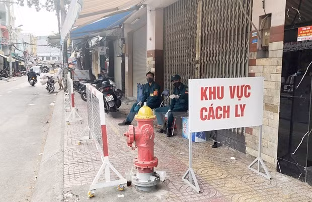 新冠肺炎疫情：胡志明市出现一例复阳病例 ảnh 1
