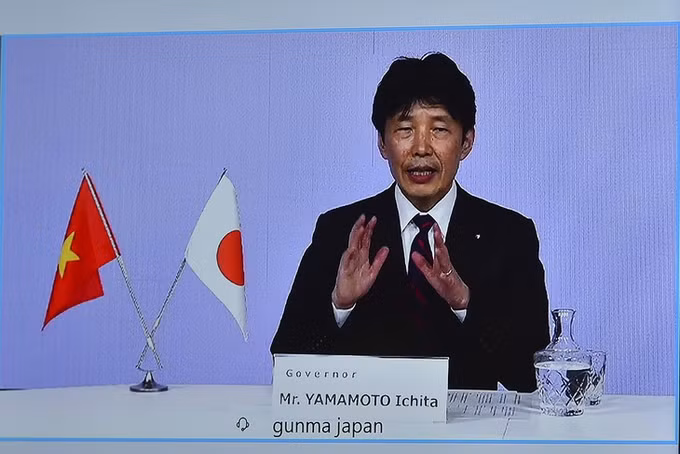 范平明与日本群马县知事山本一太通电话 ảnh 2