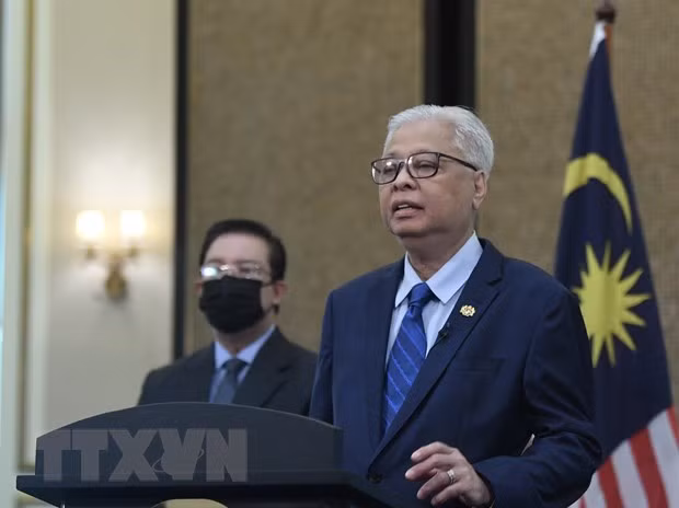 新冠疫苗接种证书、贸易投资问题将是马国总理访越期间重点讨论的议题 ảnh 1