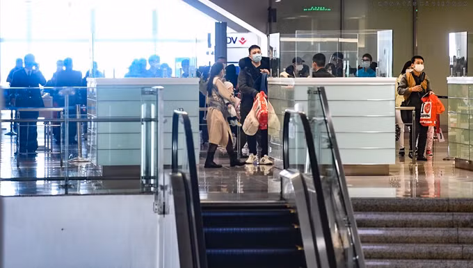 越航将继续执行第二架乌克兰撤侨航班 ảnh 2