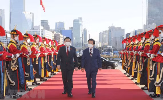 国会主席王廷惠：越韩战略合作伙伴关系不断取得实效 ảnh 2