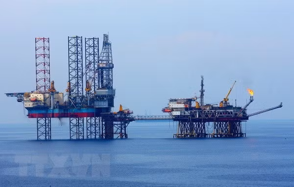 越苏石油联营公司力争2022年石油开采量超过290万吨 ảnh 1