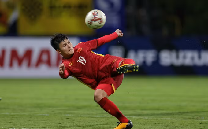 2020年“铃木杯”东南亚男足锦标赛: 越南队3-0击败马来西亚队 ảnh 1