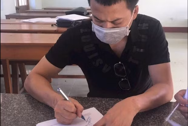 1名越南籍男子因涉嫌组织他人偷渡被富安省警方起诉 ảnh 1