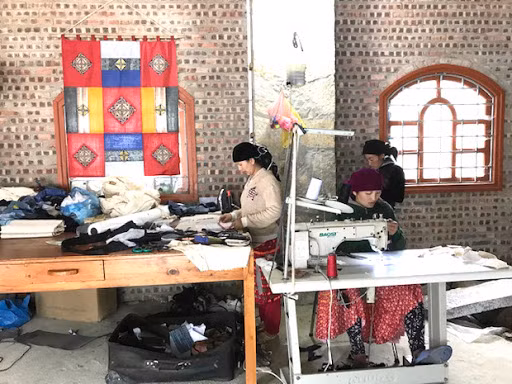 河江省大力开展合作社和手工艺村经济模式 ảnh 2