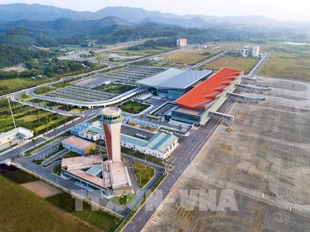 云屯-岘港航线于7月30日重新开航 ảnh 1