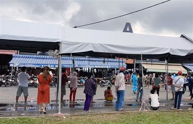 政府副总理武德儋：胡志明市需采取更强有力的措施 尽早控制住疫情 ảnh 2