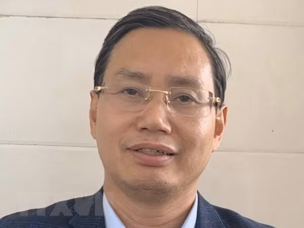 给予河内市人民委员会党组干事会（2016-2021年任期）警告处分 ảnh 2