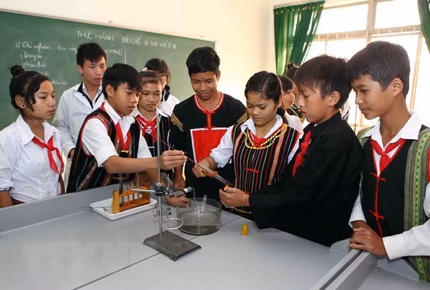 进一步提高各少数民族语言学科的教学质量 ảnh 1