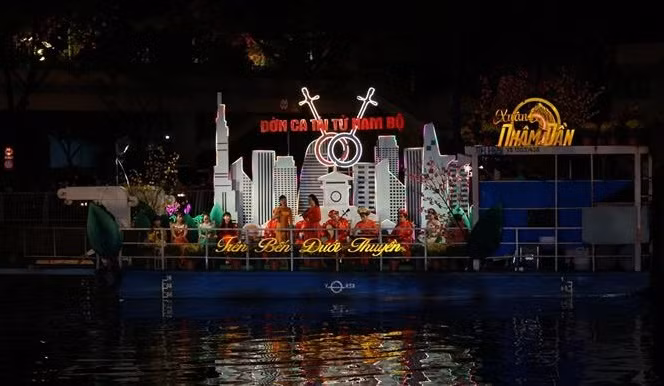 2022年“上滨下船”迎春花市开幕 色彩缤纷点缀平东码头 ảnh 2