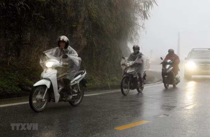 1月28日夜晚起越南北部山区普降大雨 ảnh 1