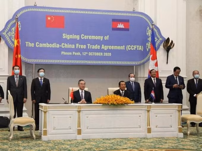 中国与柬埔寨签署自由贸易协定 ảnh 1