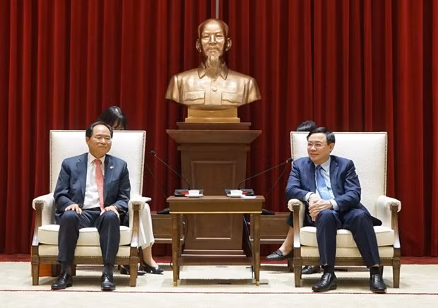 河内市热烈欢迎韩国投资商前来投资兴业 ảnh 1