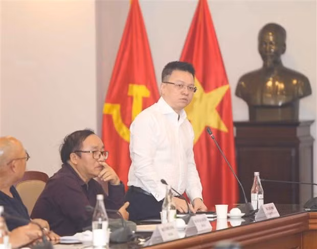 由越通社《体育与文化报》社主办的首届名为“蟋蟀”艺术奖正式启动 ảnh 1