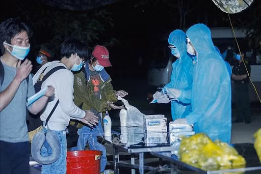 新冠肺炎疫情：越南连续42天无本地病例 ảnh 1