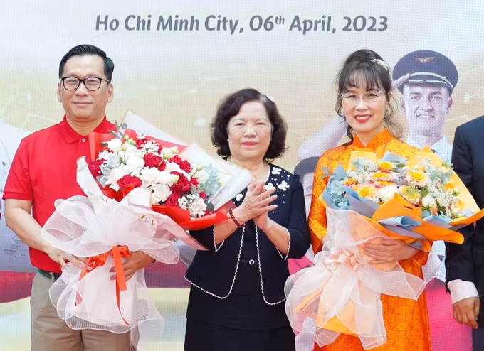 阮氏芳草担任越捷航空公司董事长 ảnh 1
