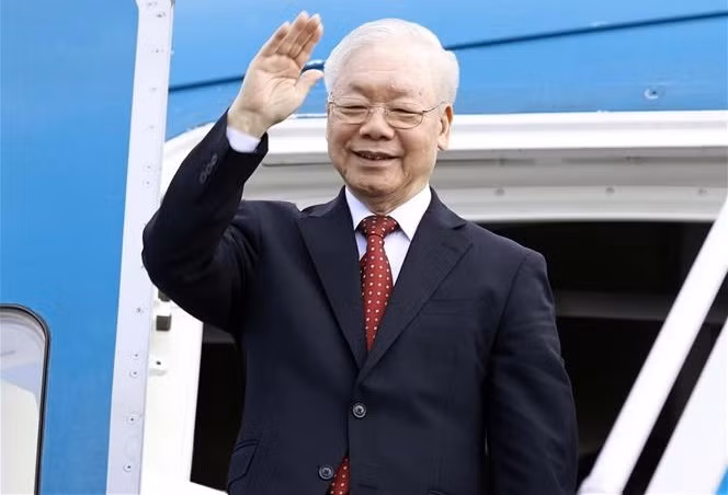 阮富仲总书记启程对中华人民共和国进行正式访问 ảnh 1