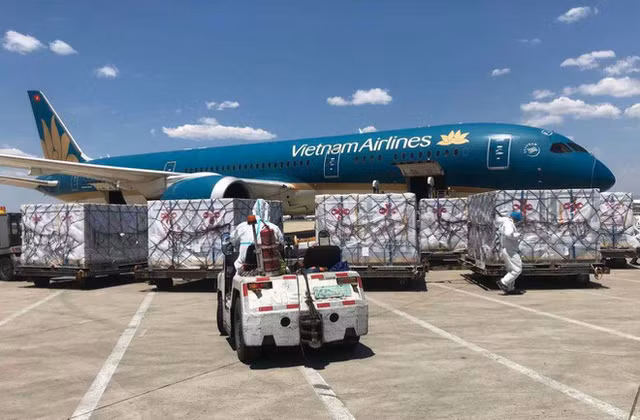 航空运输领跑货运行业 ảnh 1