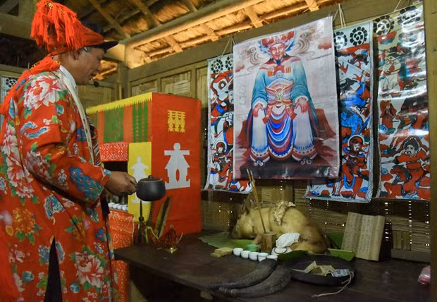 河江省摘玉米节和盘王祭礼成为国家级非物质文化遗产 ảnh 1