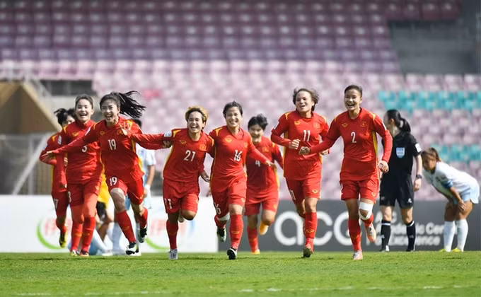 越南女足首次晋级世界杯：国家主席给予表扬 ảnh 1