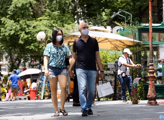 2月份越南接待外国游客环比增长近50% ảnh 1