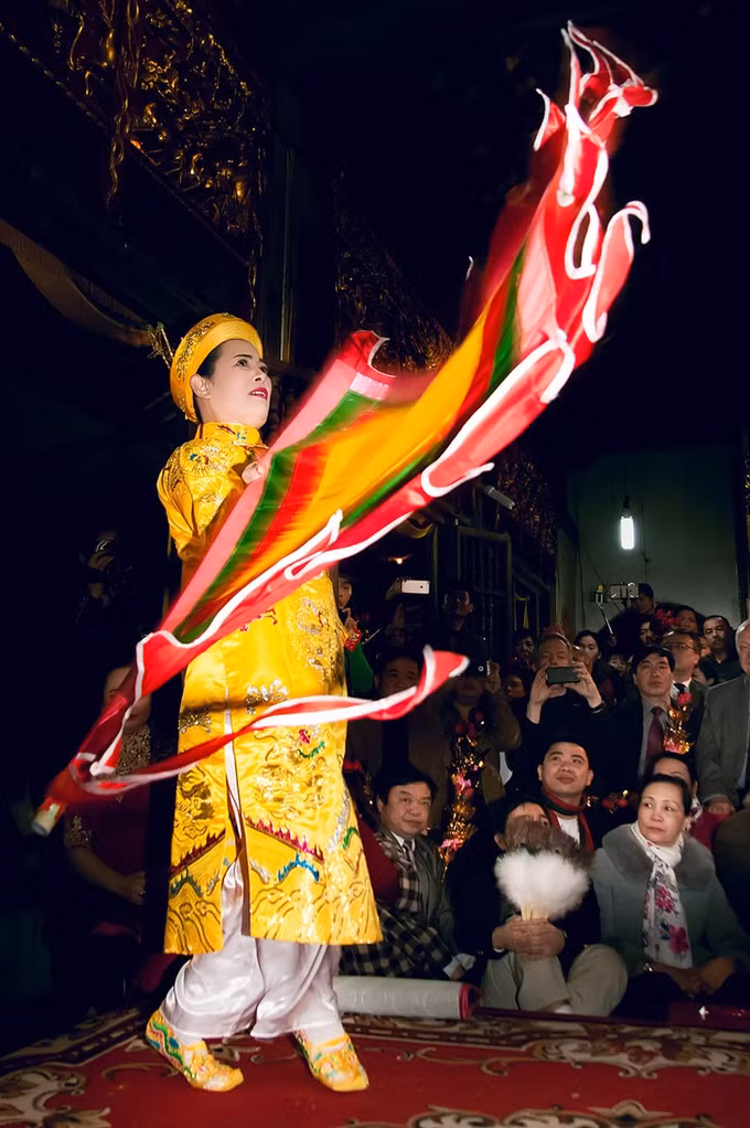 三府圣母祭祀信仰：遍布全国的非物质文化遗产 ảnh 2